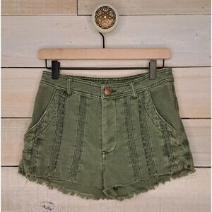Free People Shorts Women's Size 6 Olive Green Denim Great Expectations Lace Trim